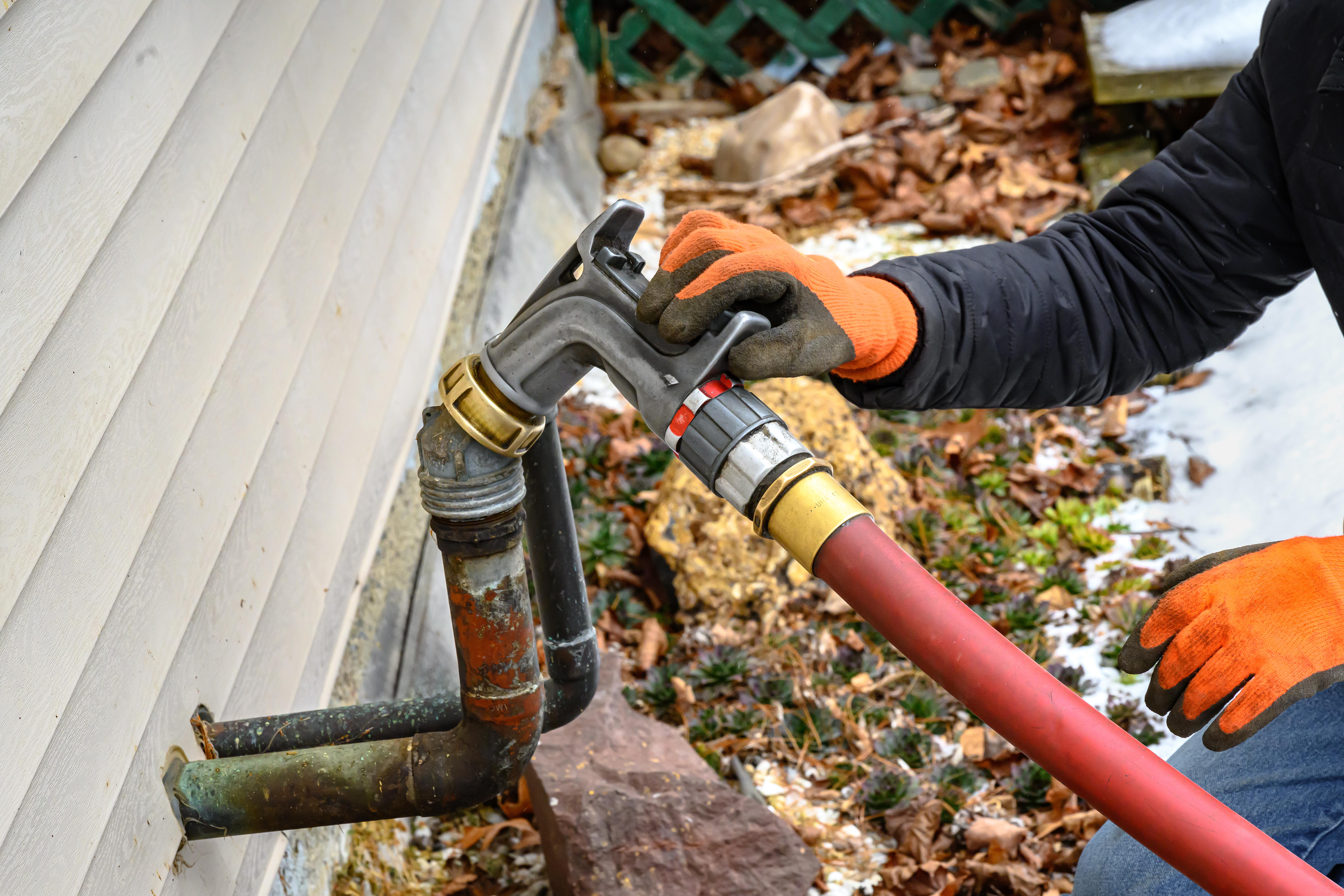 Read more about the article Tips for Choosing Between Heating Oil, Kerosene, and Diesel